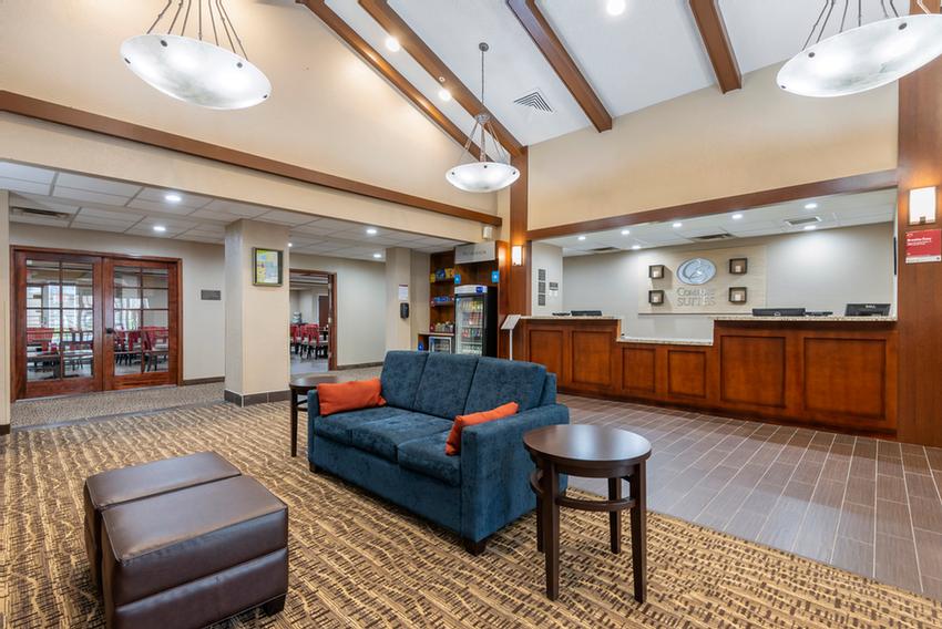 Comfort Suites Downtown Orlando - 