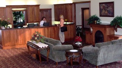 Avalon Hotel & Conference Center - Front Desk Lobby Area