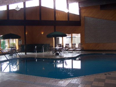 Avalon Hotel & Conference Center - Hotel Pool And Whirlpool