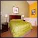 Econo Lodge Inn & Suites - Jacuzzi Suite