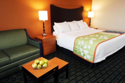 Fairfield Inn Webster East - King Guest Room