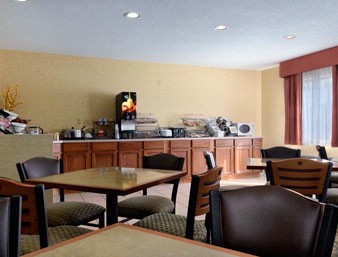 Baymont Inn & Suites - Breakfast Area