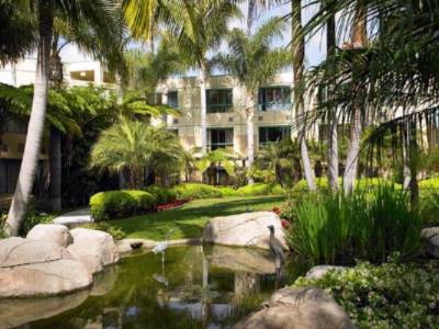 Sheraton La Jolla Hotel - Garden Area