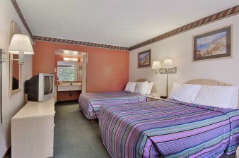 Days Inn - Standard 2 Bedroom
