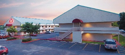 Image of Homegate Studios & Suites Fiesta Park / Utsa / Med