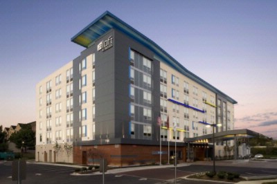 Aloft Nashville Cool Springs - 