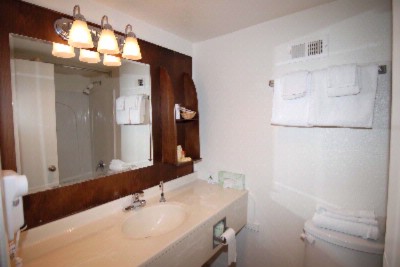 Days Inn Neptune Beach - Bathroom