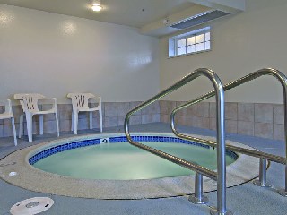 Redding Travelodge - Indoor Spa