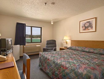Super 8 - Standard King Guest Room