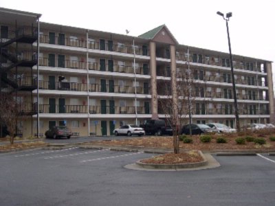 Savannah Suites - Hotel Exterior