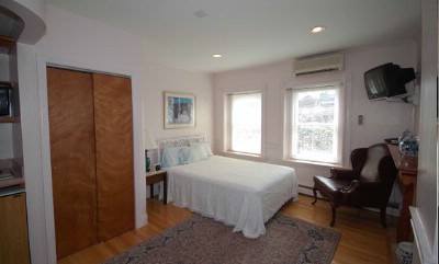 Copley House - 3rd Level Medium Studio