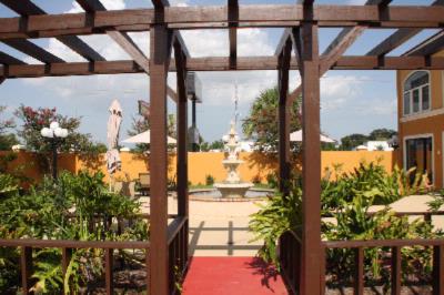 Quality Inn & Suites - Patio