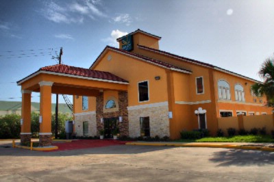 Quality Inn & Suites - Outside