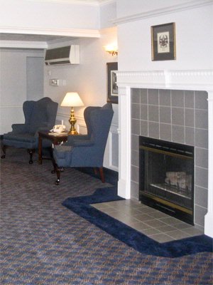 Best Western Grand Manor Inn - Best Western Grand Manor Inn Hotel Springfield Oregon Lobby Fireplace