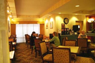 Hampton Inn Eau Claire - Breakfast Area