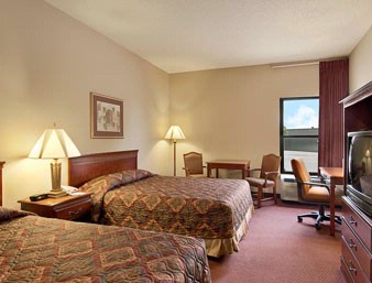 Baymont Inn & Suites Ft. Worth North - Double Bed Accommodations