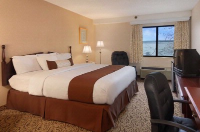 Days Inn Metro Airport - Business King Room