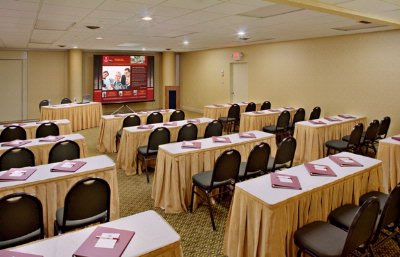 Clarion Hotel at Laguardia Airport - Meeting Room