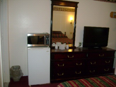 Passport Inn & Suites - 