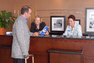 Hampton Inn & Suites Prescott Valley - Front Desk With Helpful Staff