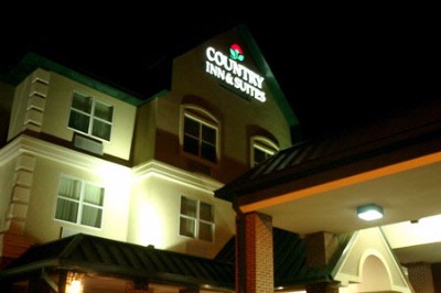 Country Inn & Suites - 