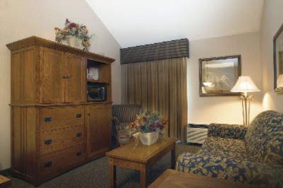 Arrowwood Resort & Conference Center - Ask About Upgrading Your Room To A Suite.