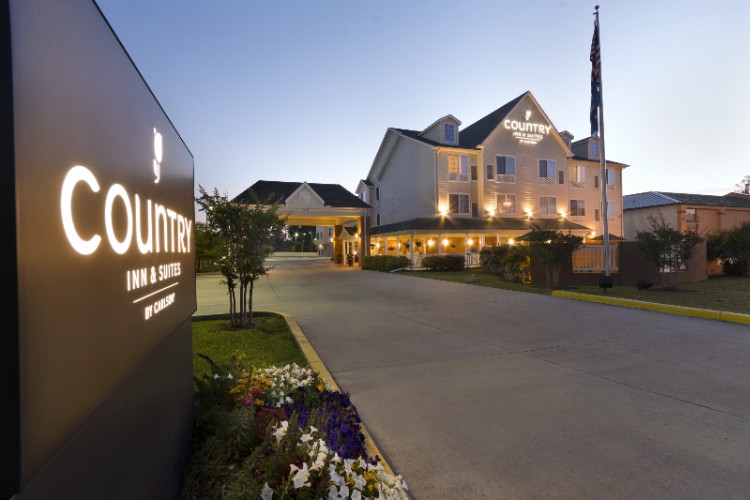Country Inn & Suites - 