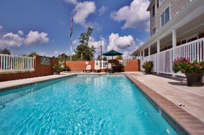 Country Inn & Suites - 