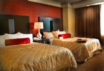 Embassy Suites Chicago North Shore - Double Bedded Guest Suite