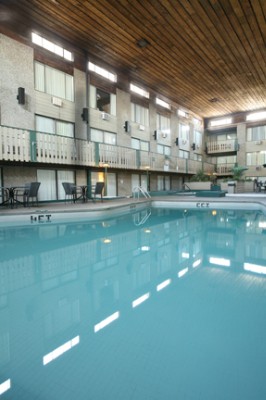 Sandman Hotel Kelowna - Indoor Swimming Pool And Hot Tub