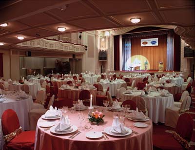 Ambassador Zlata Husa Hotel - 