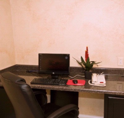 Magnolia Inn & Suites - 