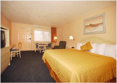 Quality Inn Cottonwood - King Serta Room