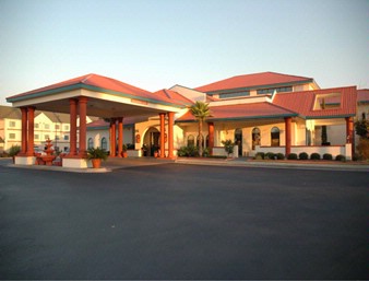 Days Inn & Suites - 