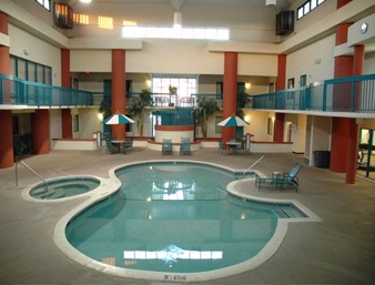 Days Inn & Suites - 