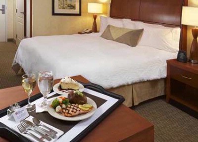 Hilton Garden Inn Toronto Airport - 
