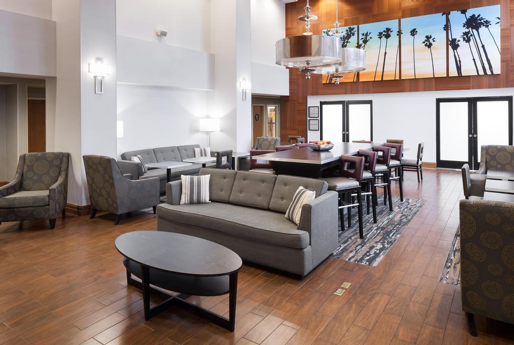 Hampton Inn Cypress - Business Center