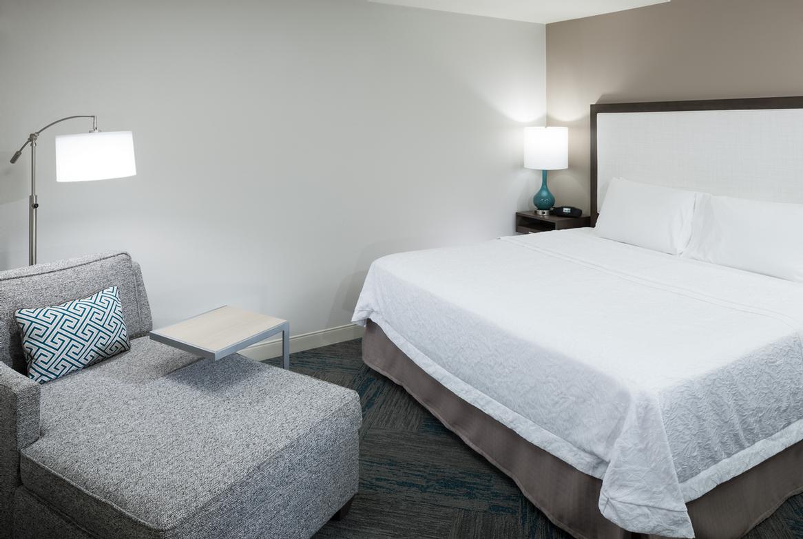 Hampton Inn Cypress - Fitness Center