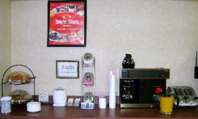 Econo Lodge North
