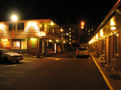 Broadway Inn - 