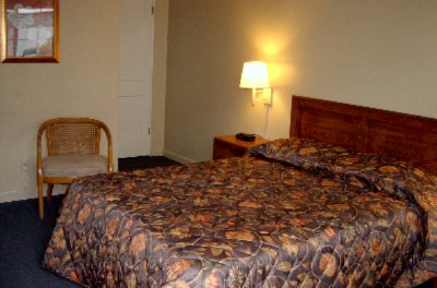 Broadway Inn - 