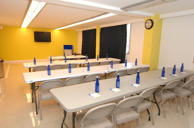 Days Inn Hotel - 