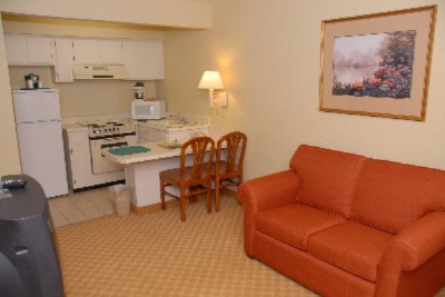 Econo Lodge Inn & Suites - Double Bed Suite
