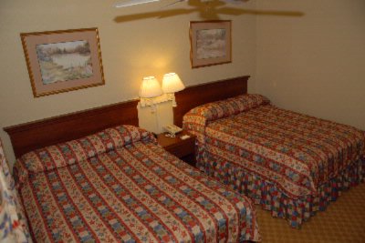 Econo Lodge Inn & Suites - Double Bed Suite