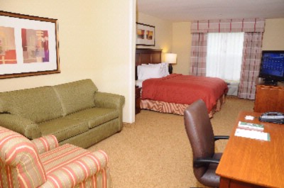Country Inn & Suites Braselton - King Studio Suite
