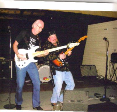 Hualapai Mountain Resort - Live Music On The Weekend