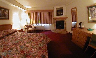 Americinn Lodge & Suites - King Whirlpool Accessible With Whirlpool And Fireplace