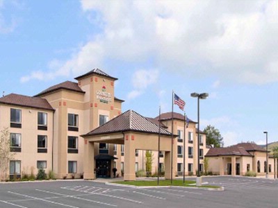 Howard Johnson Inn & Suites of Cooperstown - Howard Johnson Inn & Suites Of Cooperstown