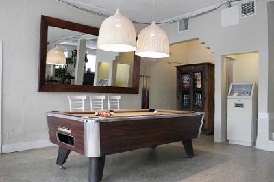 South Beach Hostel - Billards