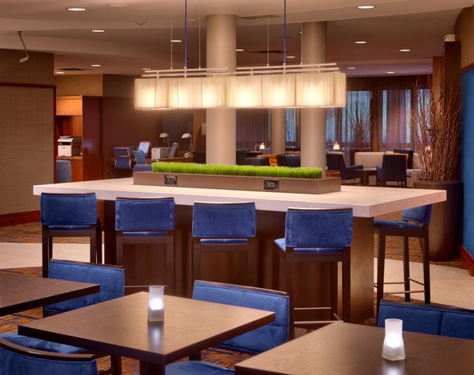 Courtyard by Marriott - 